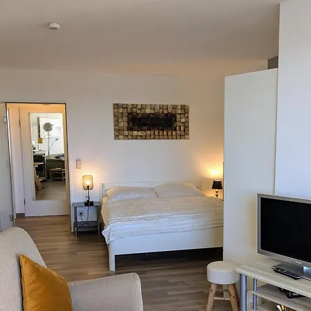 Διαμέρισμα Lord Nelson 715 *